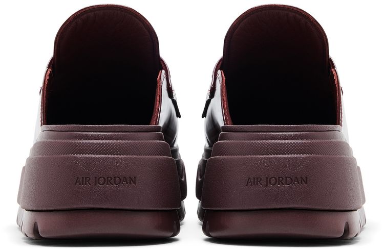 Wmns Air Jordan Mule Dark Team Red