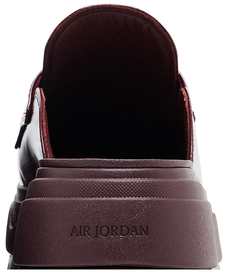 Wmns Air Jordan Mule Dark Team Red