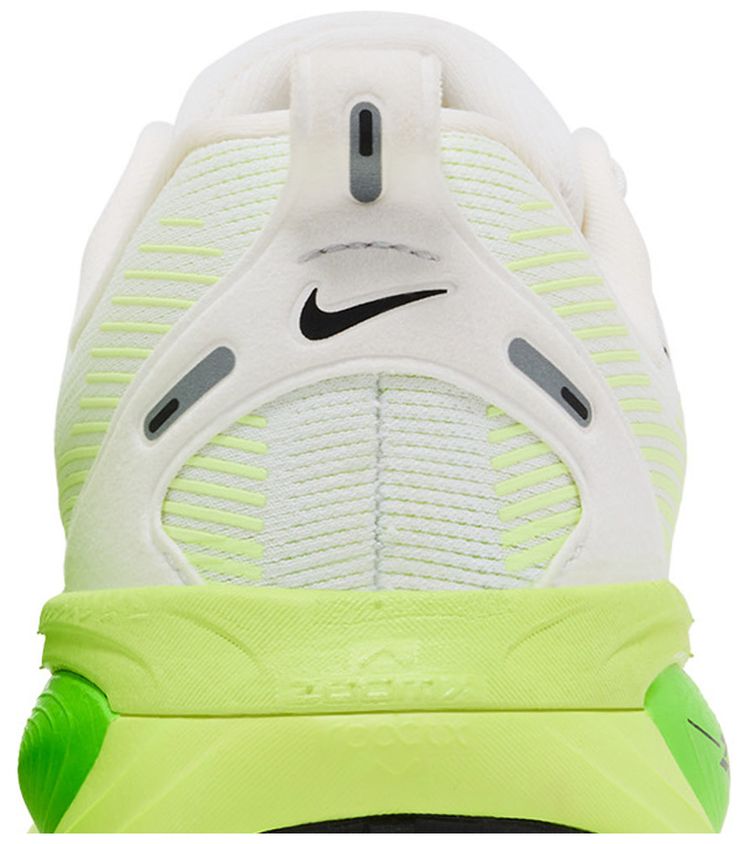 Nike Wmns Vomero 18 Electric Green