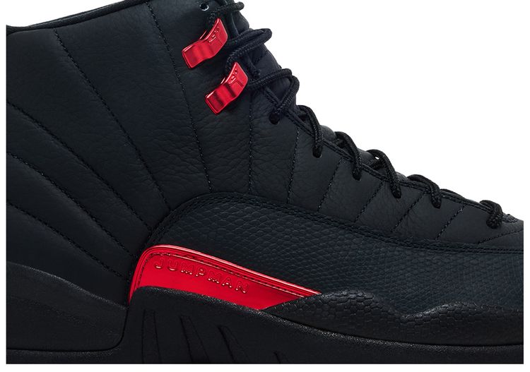 Air Jordan 12 Retro Bloodline