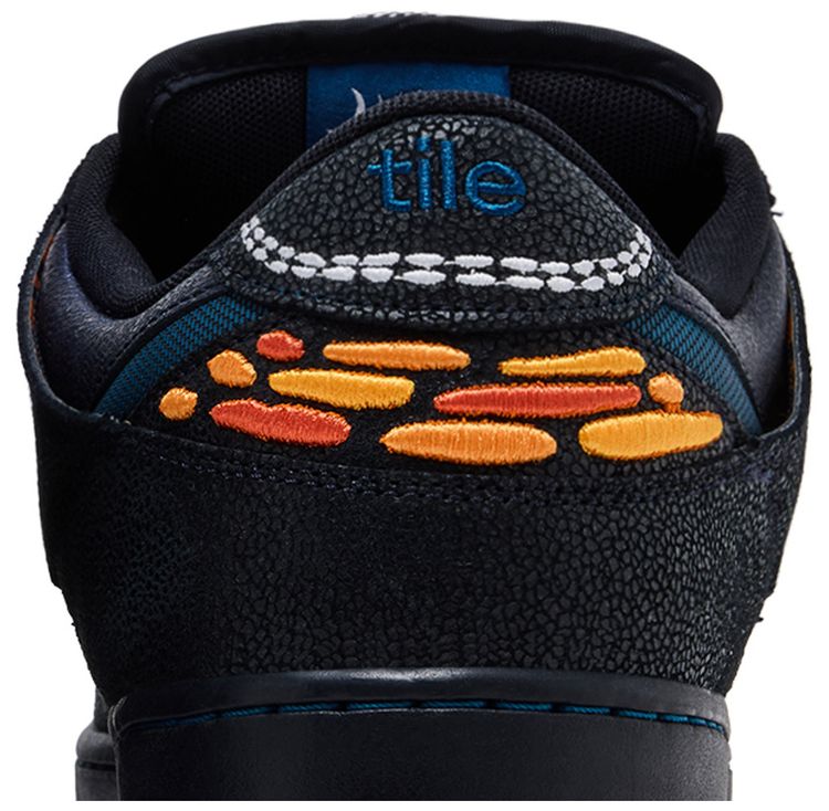 Bluetile x Nike SB Dunk Black Marina White