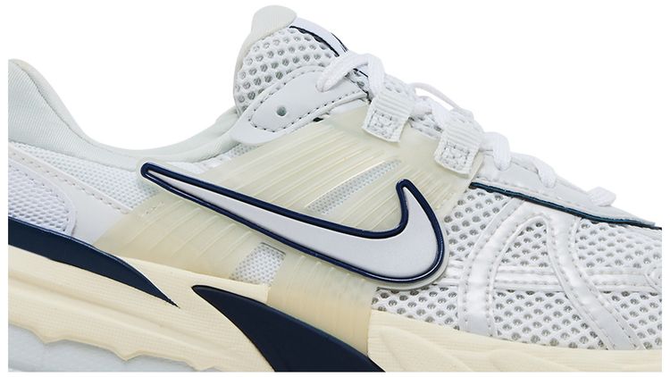 Nike Wmns V2K Run White Midnight Navy
