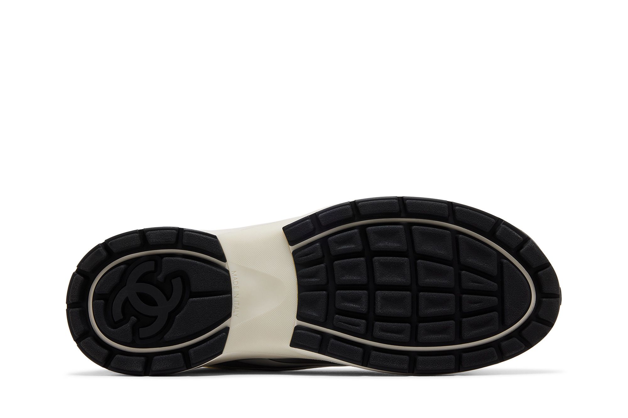 Buy Chanel CC Logo Sneaker 'White Silver' - G39794 Y56368 K5451 | GOAT