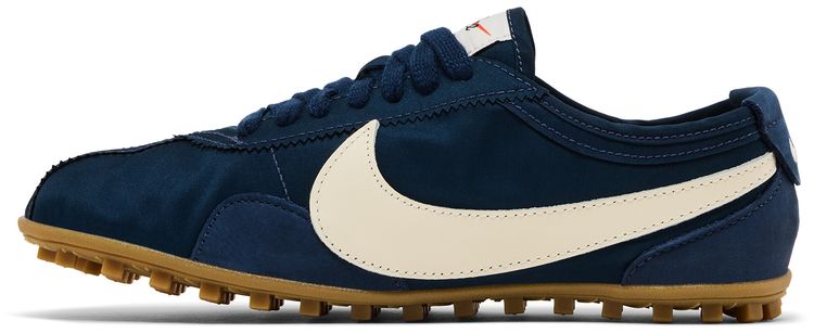 Nike Wmns Moon Shoe Midnight Navy Gum