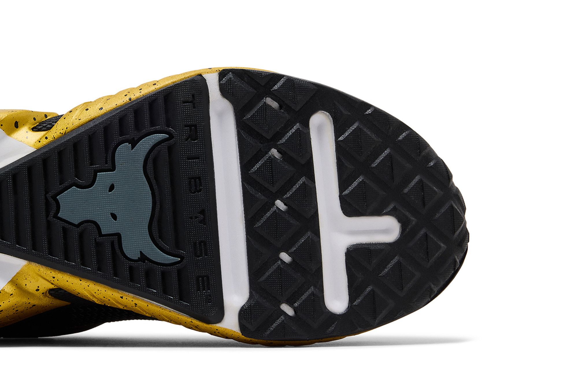 Buy Black Adam x Under Armour Project Rock 5 'Anti Hero' - 3026599