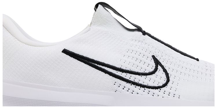 Nike Interact Run EasyOn White Black
