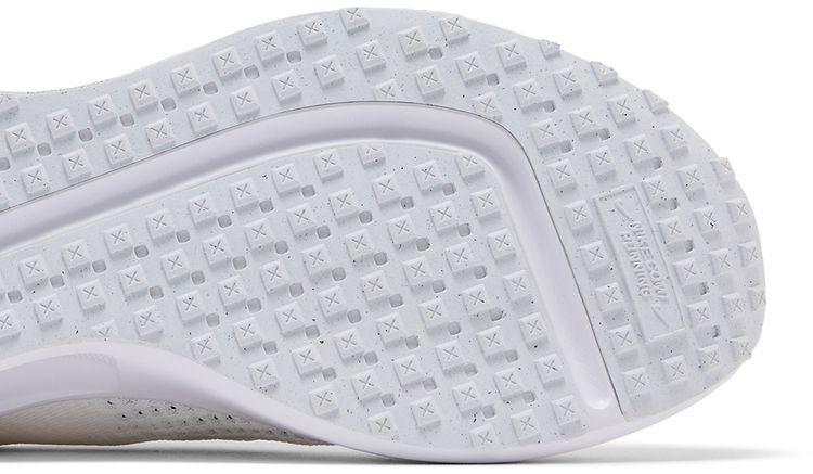 Nike Interact Run EasyOn White Black