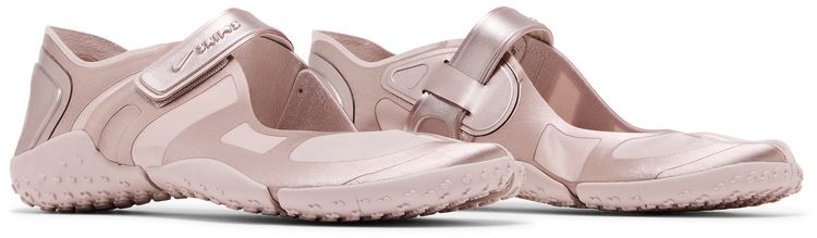 Wmns NikeSKIMS Air Rift Satin   Slit Red