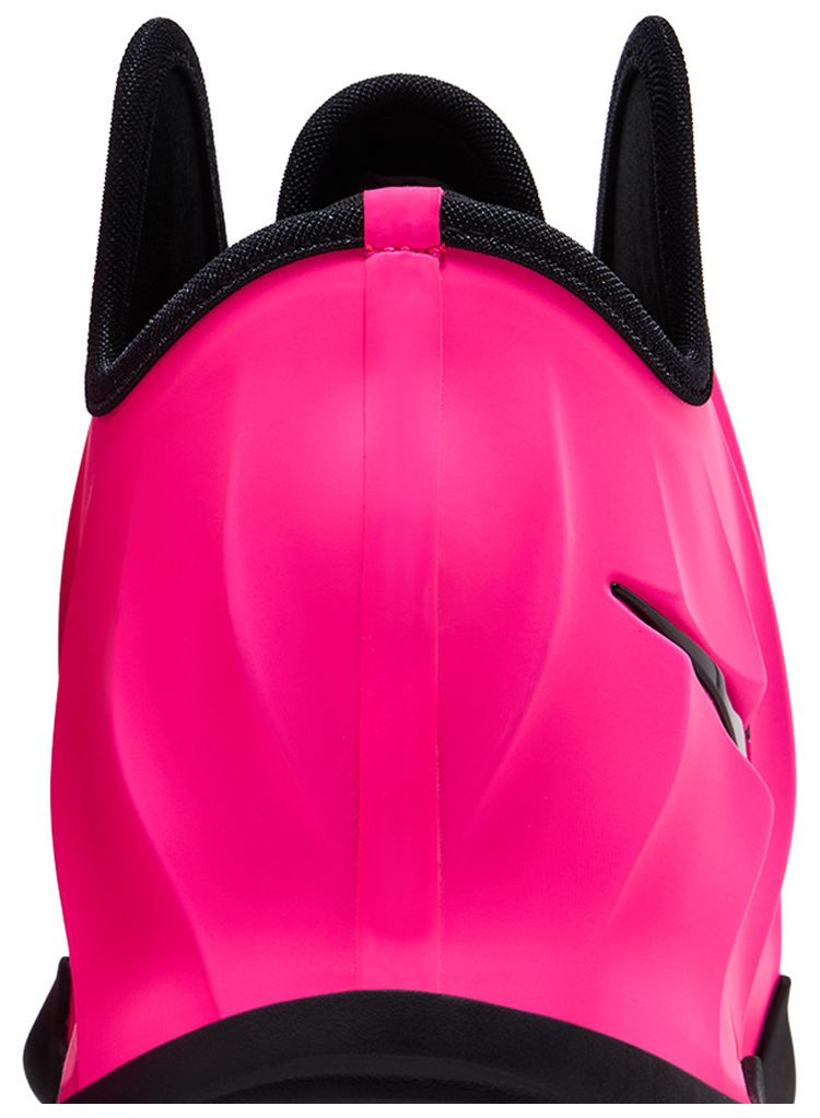 Nike GT Future Hyper Pink