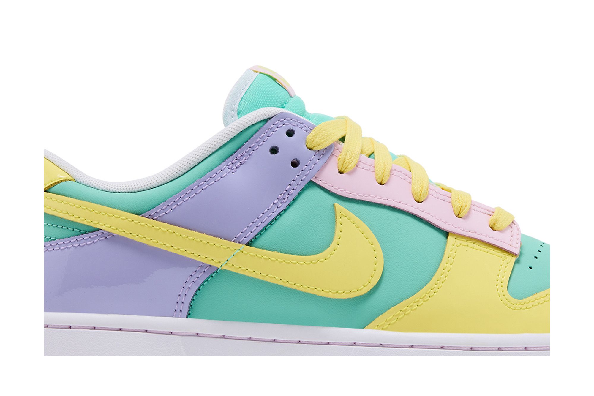 Buy Nike Dunk Low 'Easter' 2026 - IQ9404 349 | GOAT