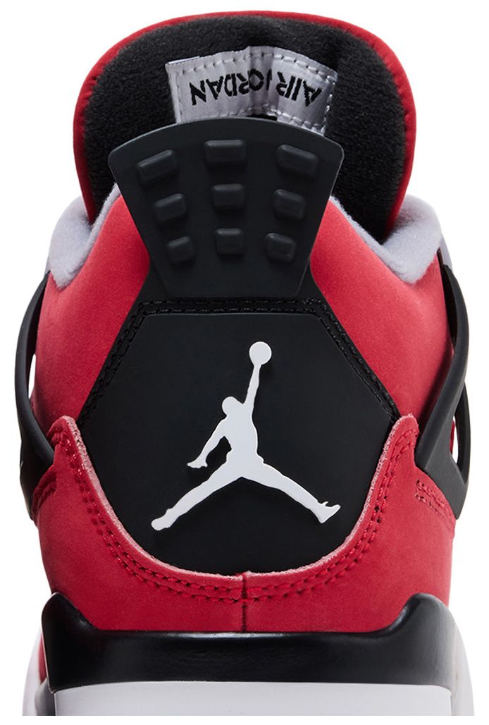 Air Jordan 4 Retro GS Toro Bravo 2026