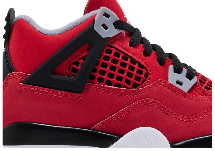 Air Jordan 4 Retro PS Toro Bravo 2026