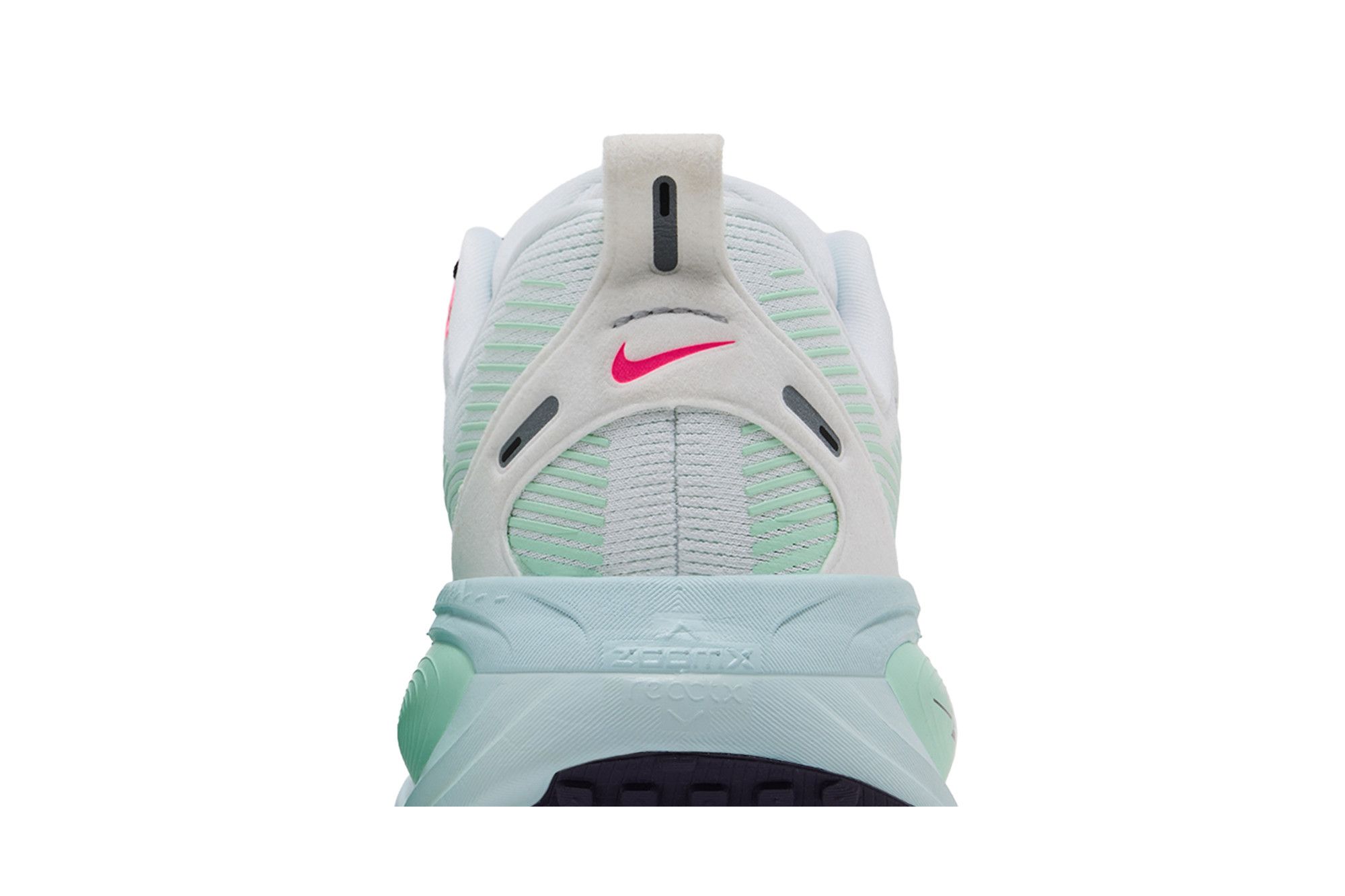 Buy Nike Vomero 18 'White Glacier Blue' - IM6676 104 | GOAT CA