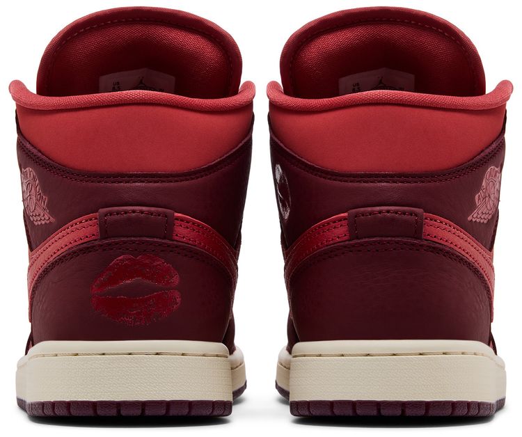 WMNS Air Jordan 1 Mid SE Valentines Day