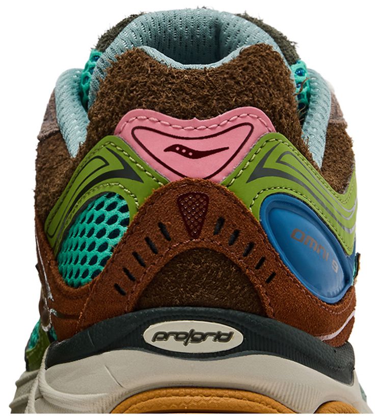 Sneaker Politics x Saucony Progrid Omni 9 Sportsmans Paradise