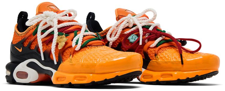 Homecoming x Nike Air Max Plus Safety Orange Black Bright Mandarin