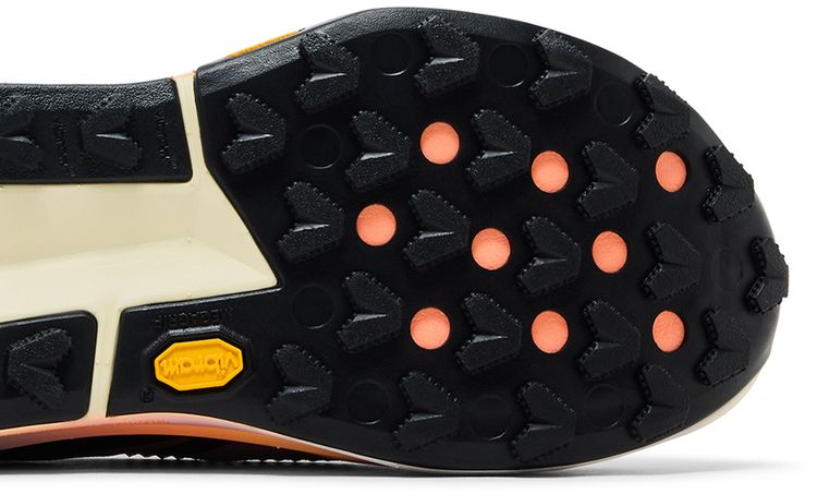 Nike Zegama 2 Trail MaltGhostAlabasterBlack