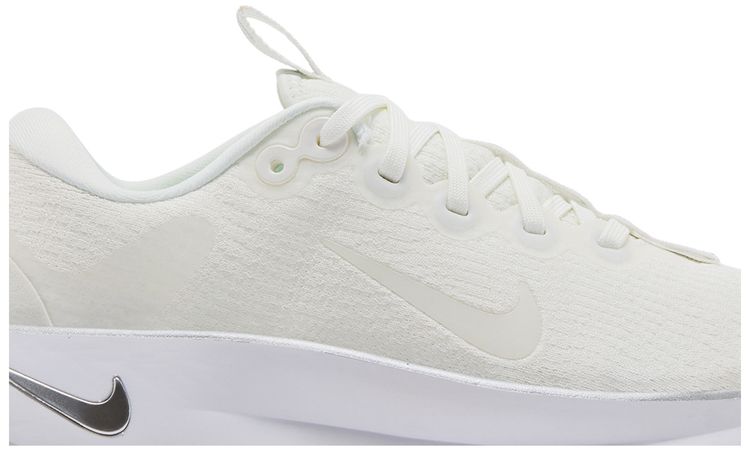 Nike Wmns Motiva Summit White Metallic Silver