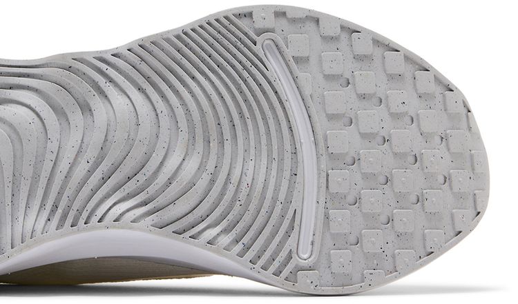 Nike Wmns Motiva Summit White Metallic Silver