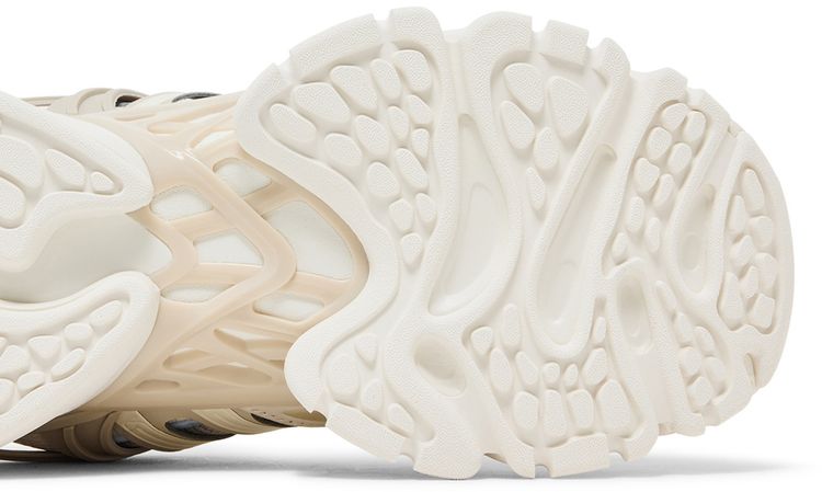 adidas XLG Runner Deluxe Beige White