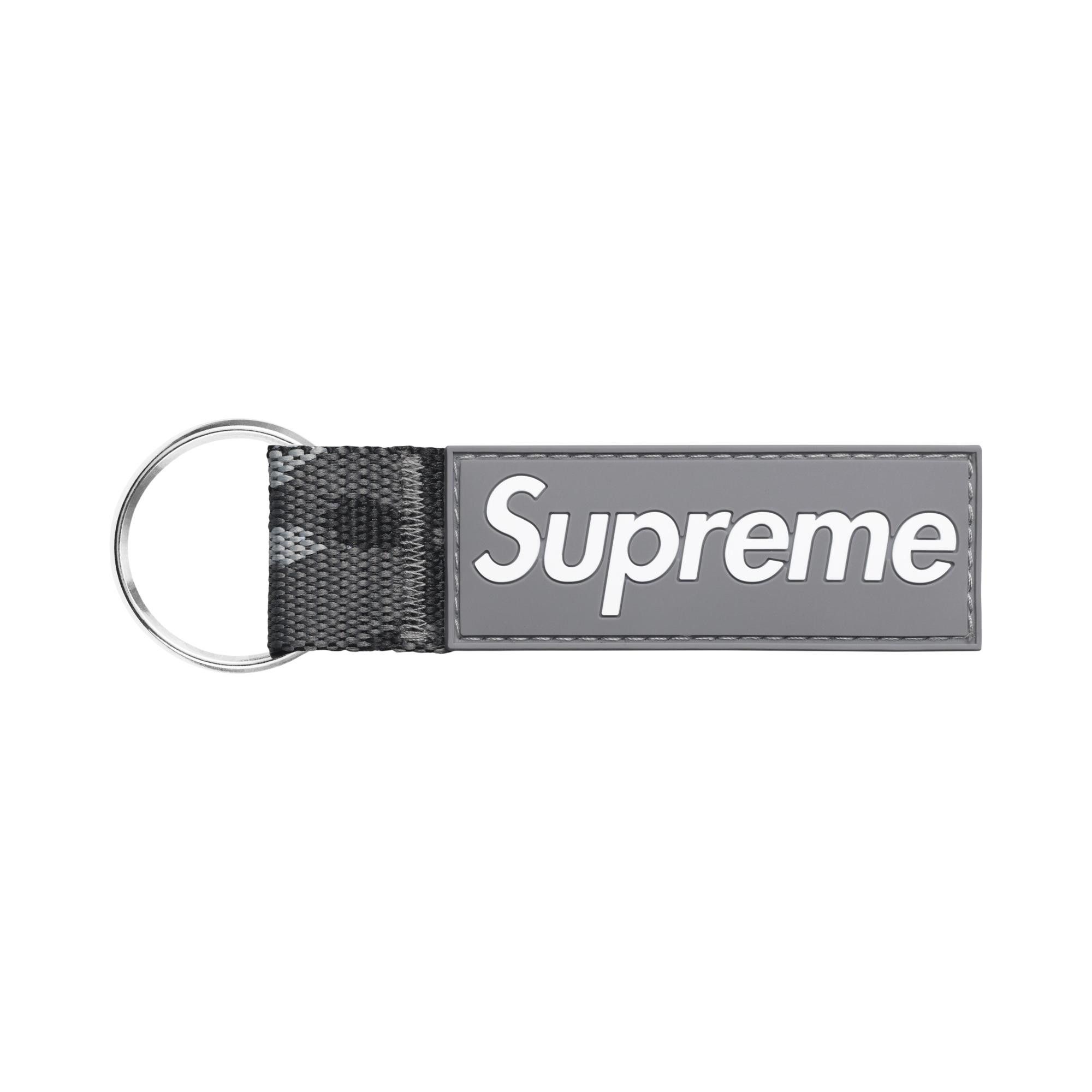 Buy Supreme Webbing Keychain 'Snow Camo' - SS26A135 SNOW CAMO | GOAT