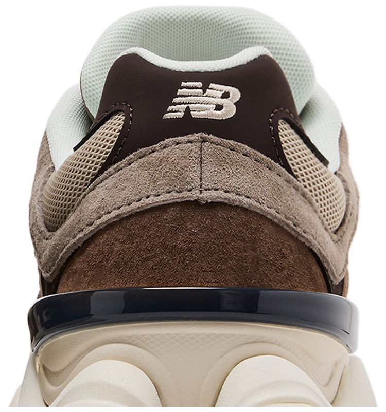 New Balance 9060 Thunder Brown