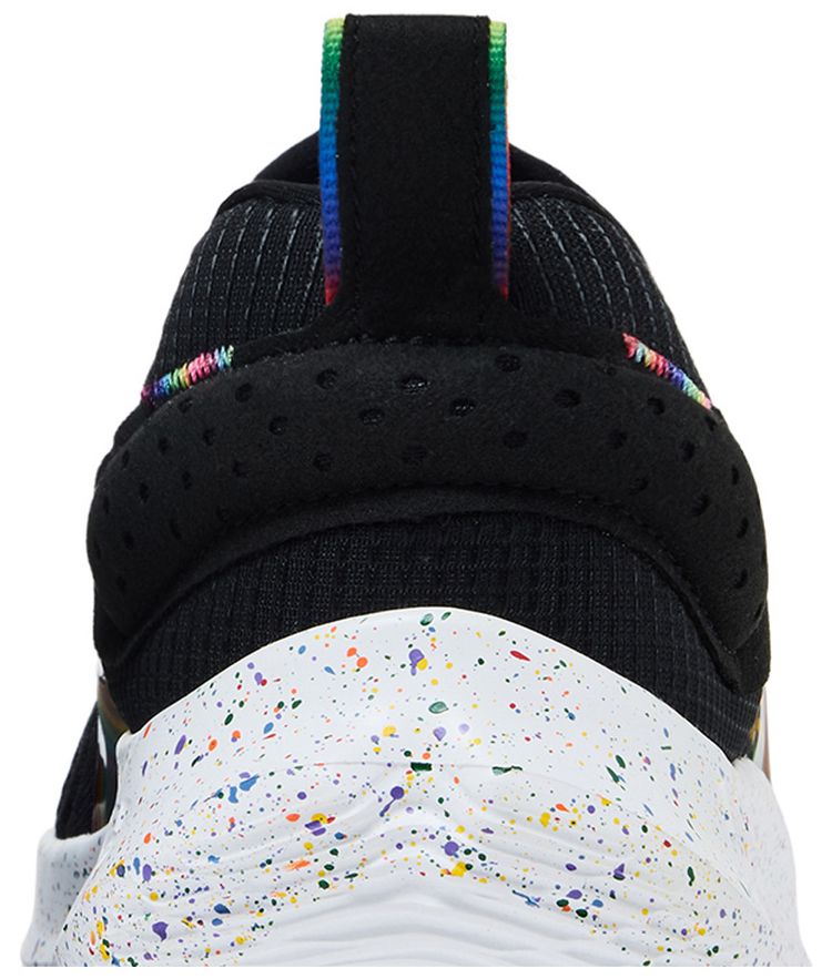Under Armour Flow Velociti MVMNT Pride