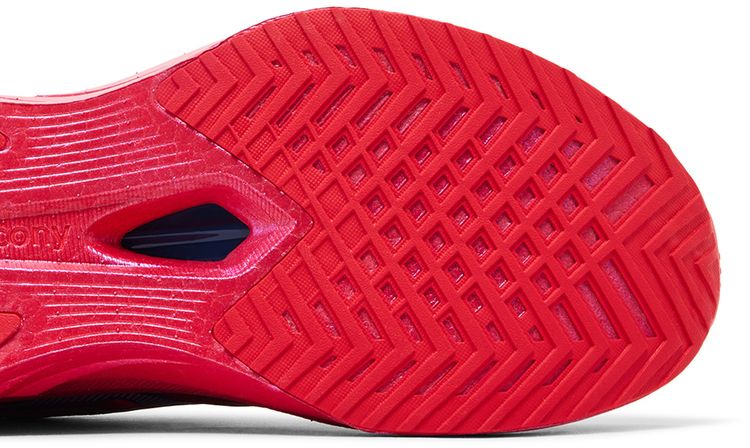 Saucony Endorphin Speed 4 London