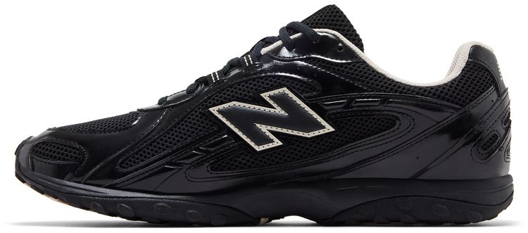 New Balance 204L Black Timberwolf