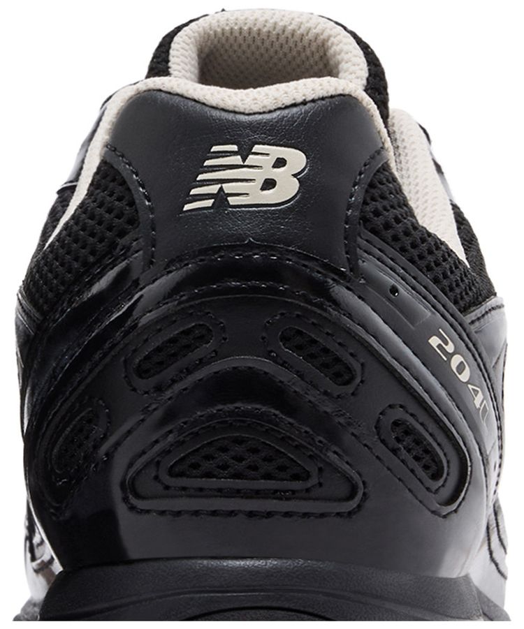 New Balance 204L Black Timberwolf