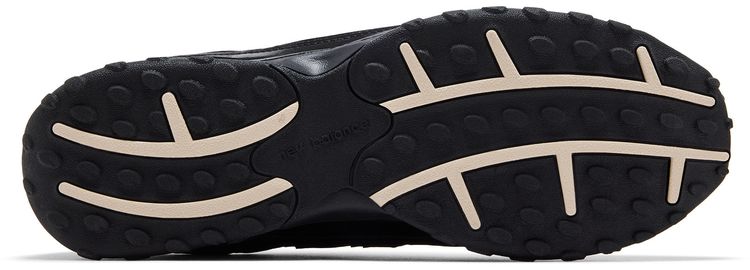 New Balance 204L Black Timberwolf