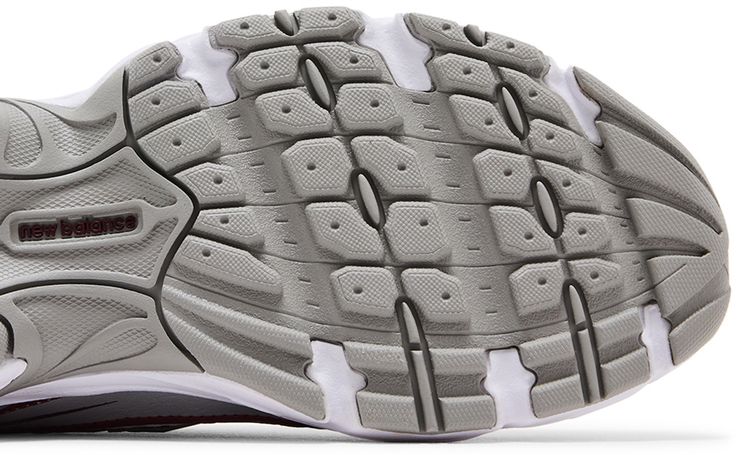 New Balance 740 White Burgundy Silver