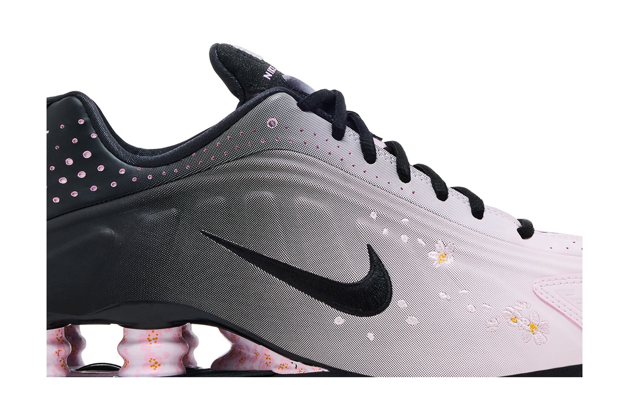 Buy Nike Wmns Shox R4 'Sakura' - IB8872 600 | GOAT