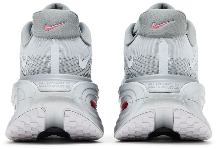 Nike Wmns Vomero Premium Fleur De Lis