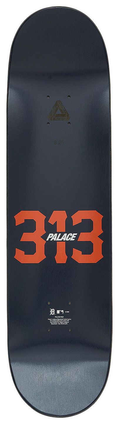 Palace x Detroit Tigers Board Multicolor