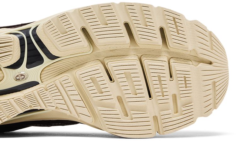 Kith x New Balance 2011 Bark