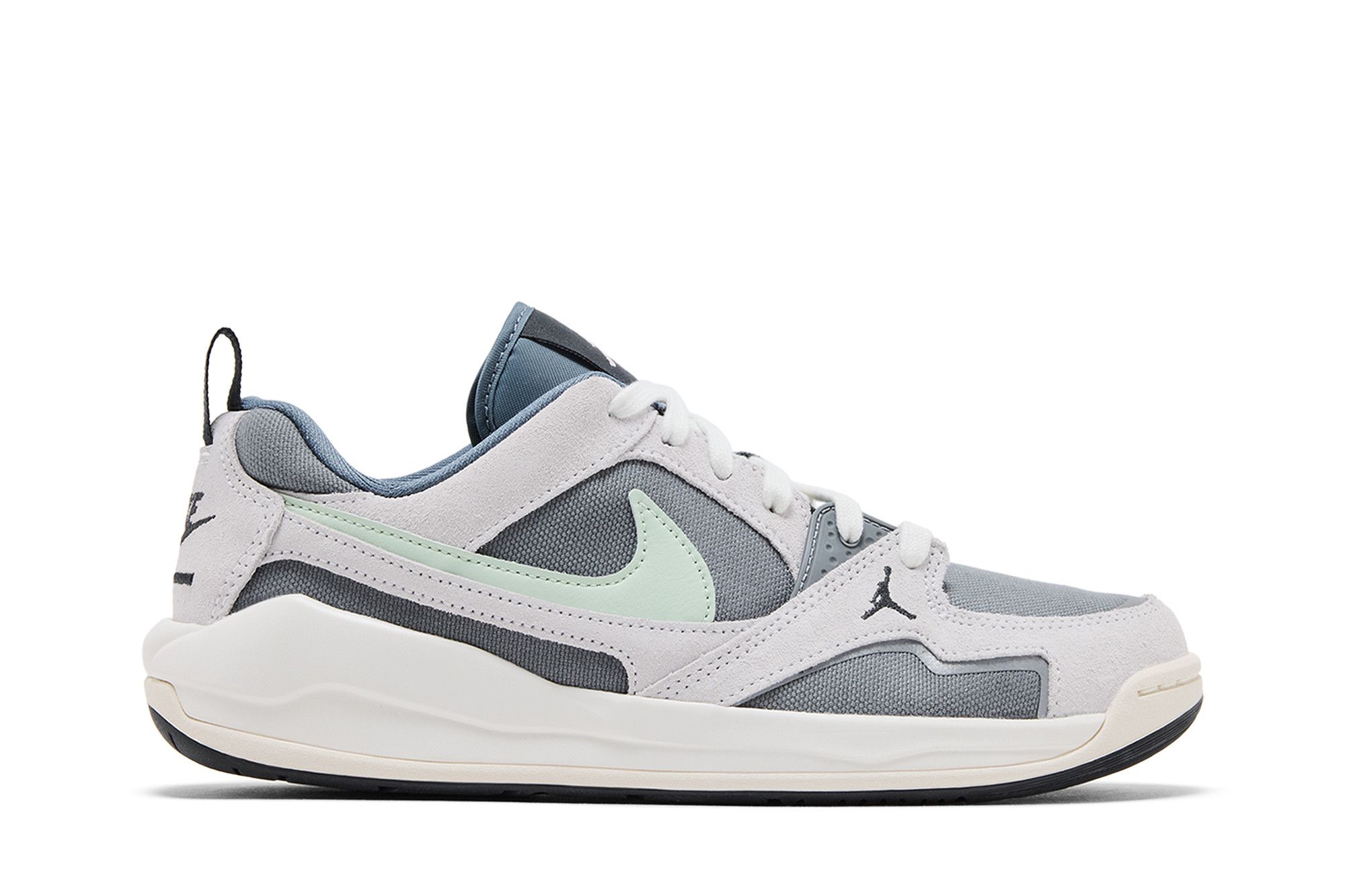 イン・メモリー・オブ・テレンス・ジャッド Buy Air Jordan CMFT Era 'Cool Grey Iris Whisper Jade Aura