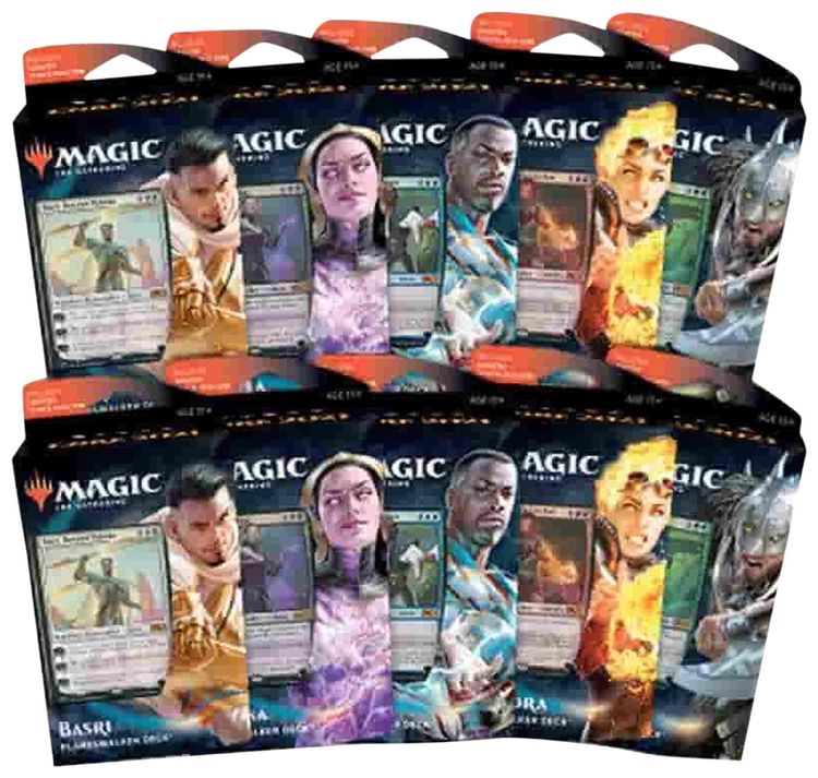Magic The Gathering Core Set 2021 Planeswalker Deck Display