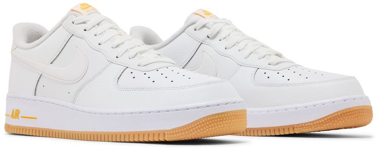Nike Air Force 1 07 White University Gold Gum