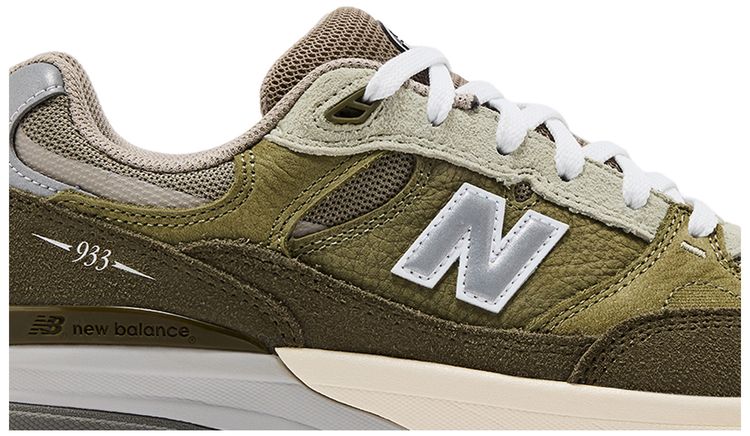 Andrew Reynolds x New Balance Numeric 933 Olivine