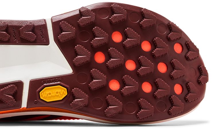 Nike ZoomX Zegama 2 Hyper Crimson