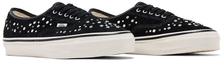Vans Authentic Premium Studded Black White