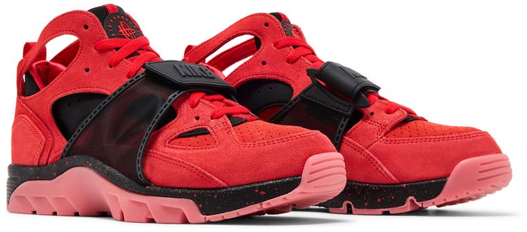 Nike Air Trainer Huarache Challenge Red