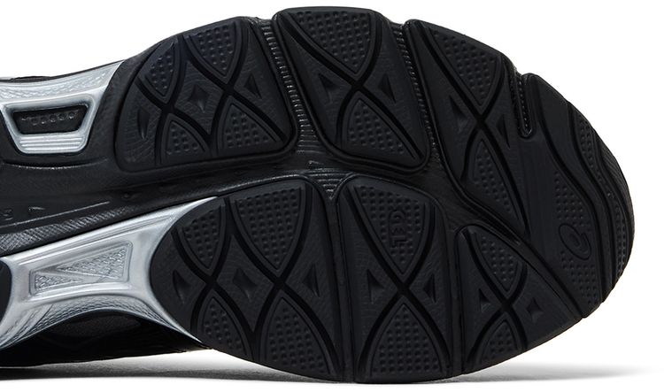 Griff x ASICS Gel Cumulus 16 Black White