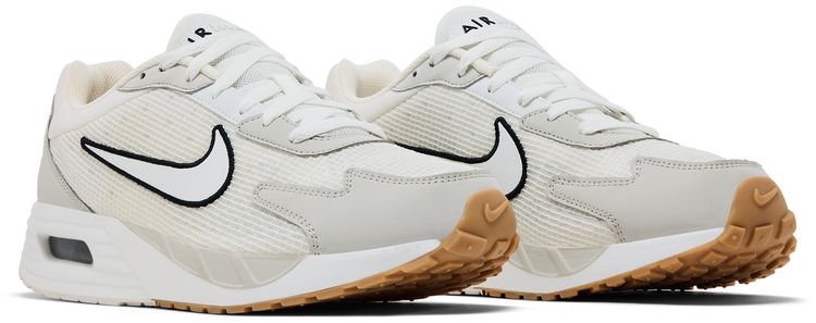 Nike Air Max Solo Summit White Light Bone