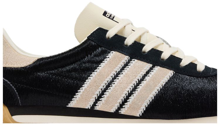 adidas Wmns Country OG Black Pony Hair