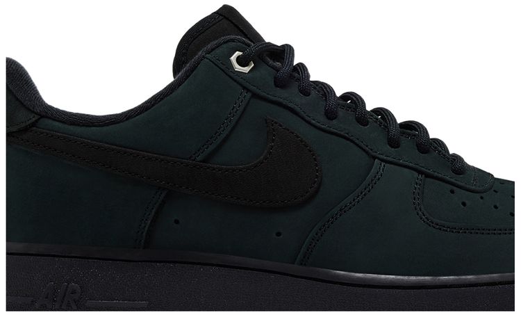 Nike Air Force 1 Low Triple Black Nubuck