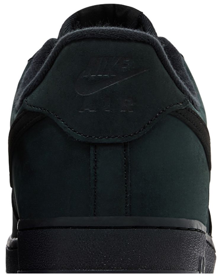 Nike Air Force 1 Low Triple Black Nubuck