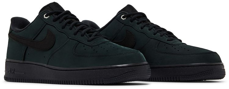 Nike Air Force 1 Low Triple Black Nubuck