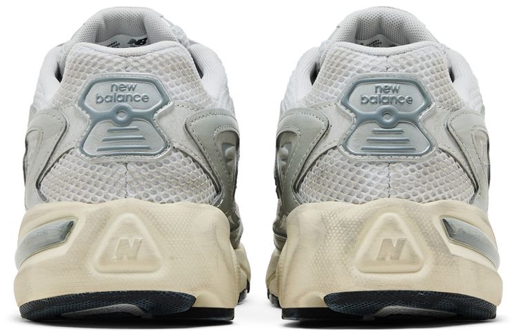 New Balance 725v1 Rain Cloud Silver